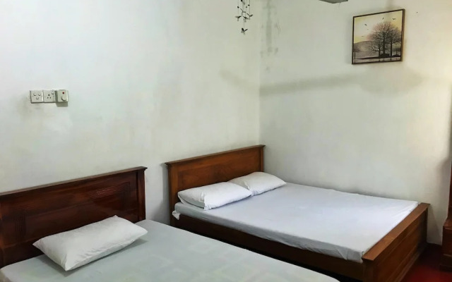 Mango Tree House
