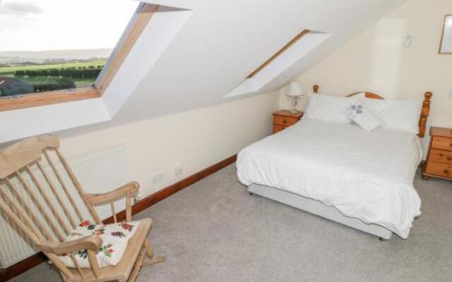 Whalebone Cottage at Broadings Farm