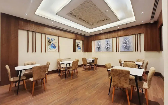 Abraj INN Royal 2