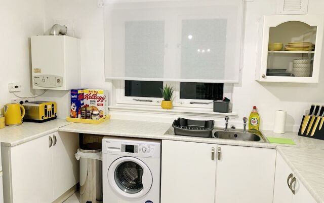 Kayleighs Impeccable 1-bed Apart Aberdeen City