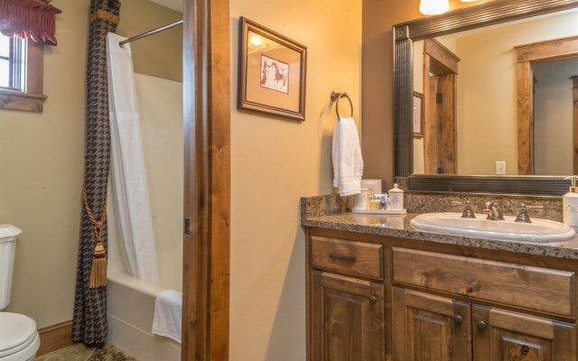 Bozeman - Main Street Retreat