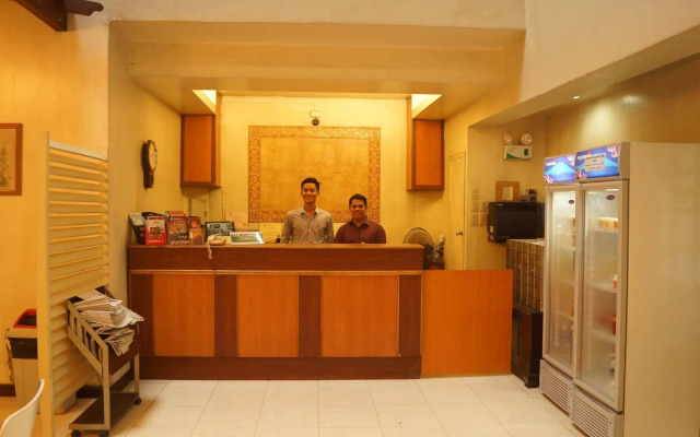 El Rico Suites