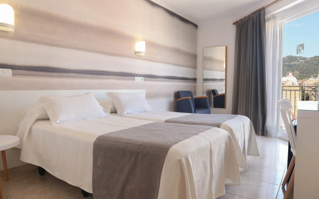 KAKTUS Hotel Volga