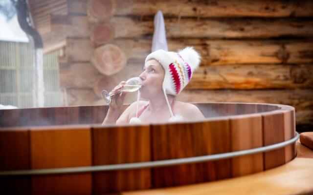 Hotel De La Poste - Logis De France