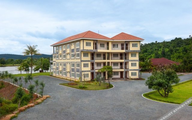 Tatai Hostel Resort