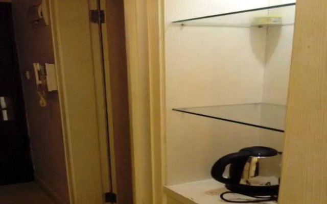 Jiarong Apartment Hotel