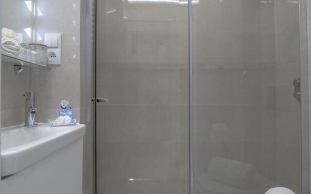 WLR Apartments - Hoza I