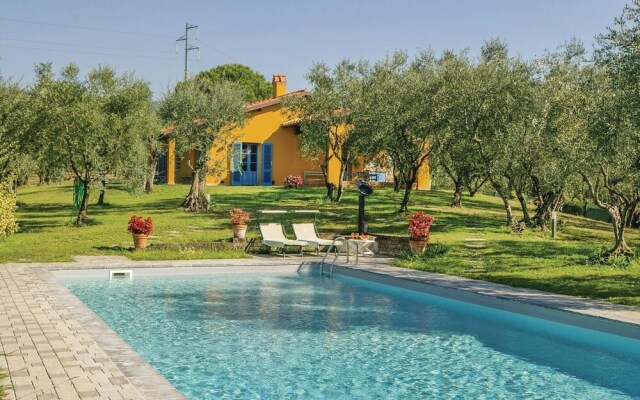 Beautiful Home in Buggiano PT With Wifi and 3 Bedrooms