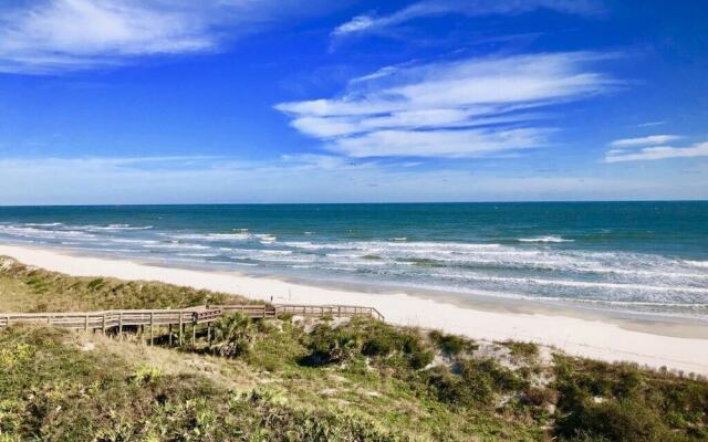 Windjammer Oceanfront Condominiums