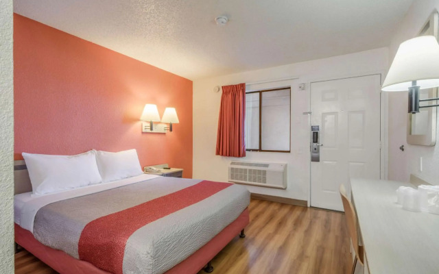 Motel 6 Fairfield, CA - North
