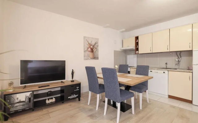 Viva - 2 bedroom apt in city centar