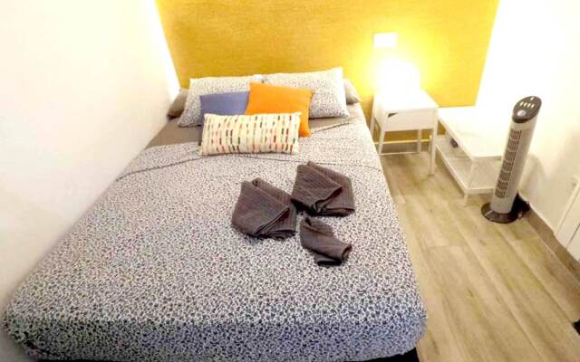 Apartment with 2 Bedrooms in Madrid, with Wifi