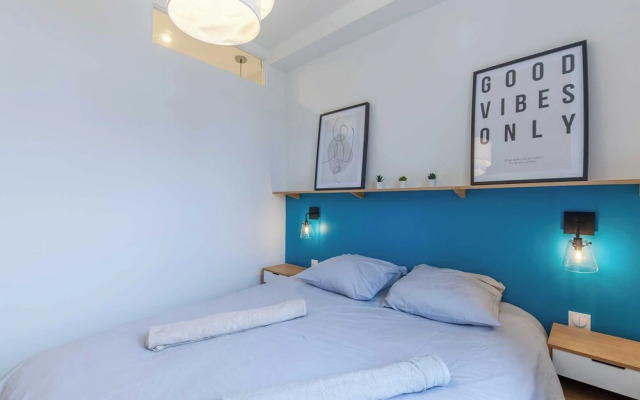 Apartment 4 People w/ Balcony 500m From the Beach