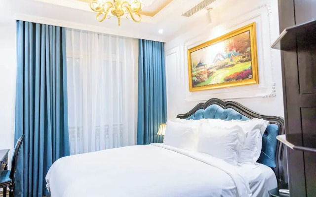 Leo Mansion Luxury Serviced Apartment