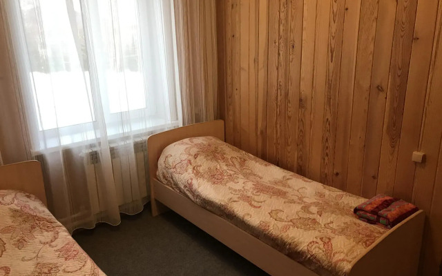 Guest house on Vesennya 32b