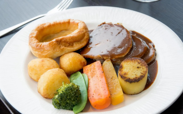 The Knowes Hotel & Restaurant