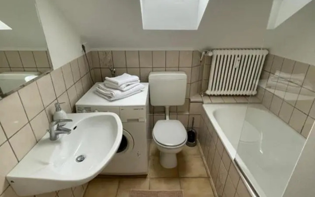 1,5 Zimmer Apartment, 38,5 qm, frisch möbliert