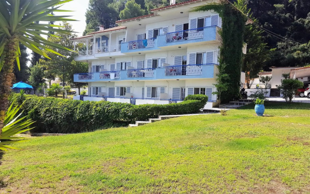 Roditsa Patritsia Apartments