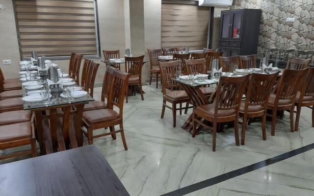 Hotel Sitara International