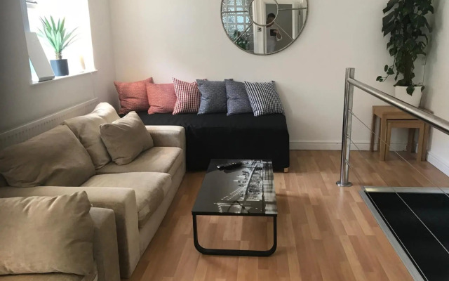 1 Fitzhamon Embankment Apartments Opposite Principality Stadium - Long Stay Offer