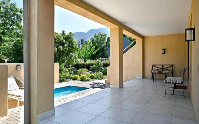 Small Wonder Guest Villa With Private Pool