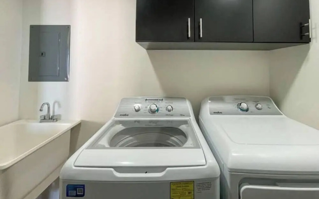 Upscale Ocean View Condo Close to it all Great