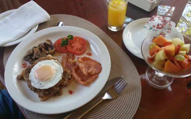 Bayswater Lodge