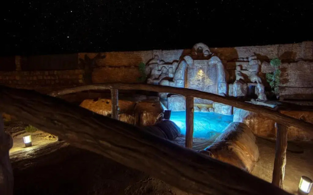 Petra Seasons Luxury Resort
