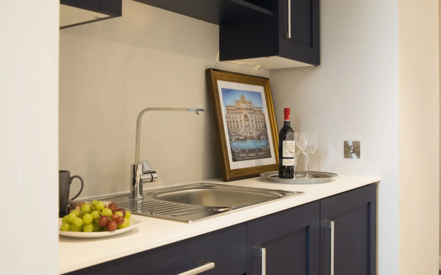 Metro Hotel & Apartments Dublin Airport