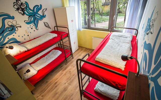 Island Hostel - Adults only