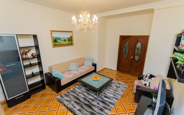 Apartmenty Uyut Stalinsky Ampir