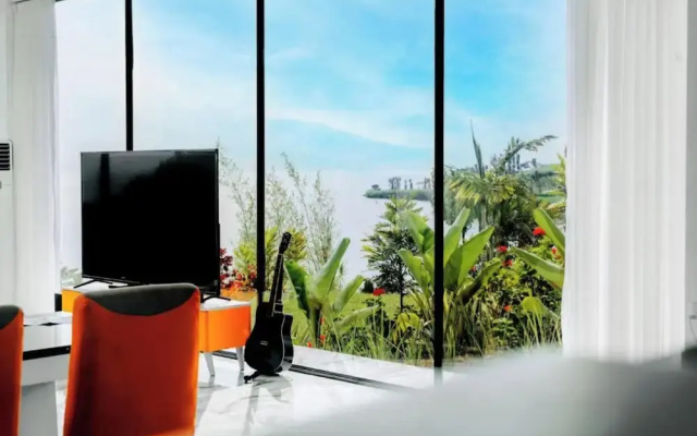 Ever Retreat B&P Beach Villa