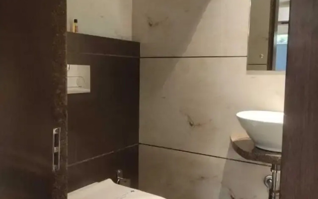 Hotel Express INN, Panvel