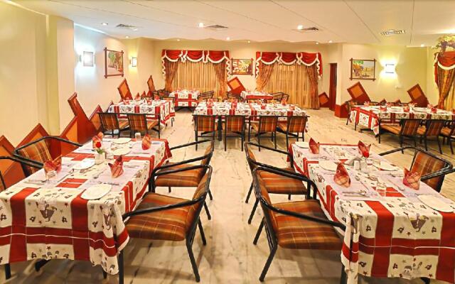 Hotel Gnanam