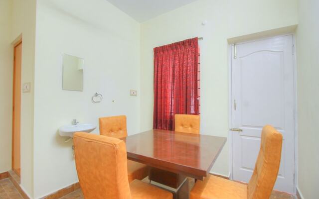 OYO 15856 Home 2BHK Near Rock Beach