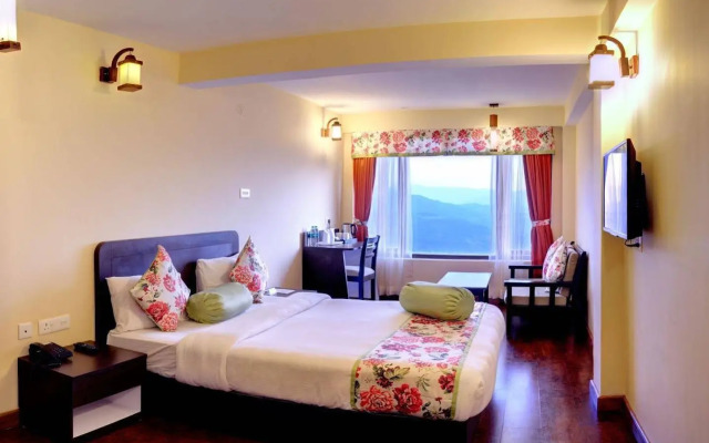 Summit Namnang Courtyard & Spa