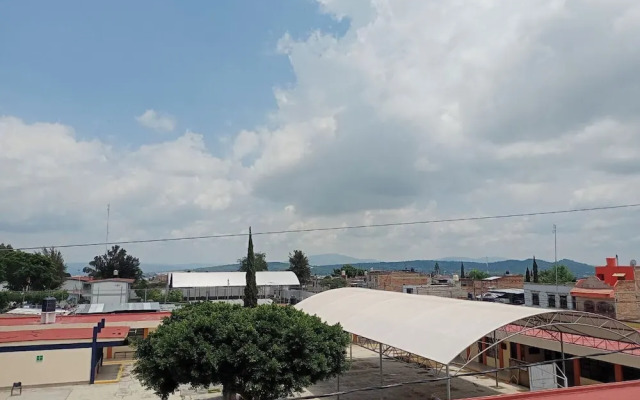 Hotel & Suites Punto Oriente