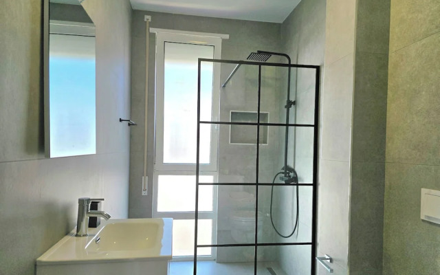 Aqua Bliss Apartment