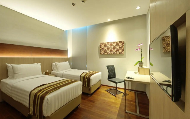 Ra Premiere Simatupang
