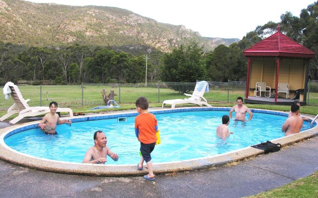 The Grampians Motel & The Views Restaurant