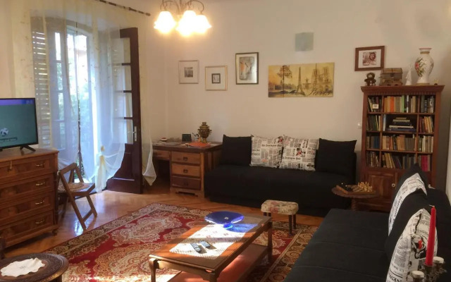 Noemi City Apartments