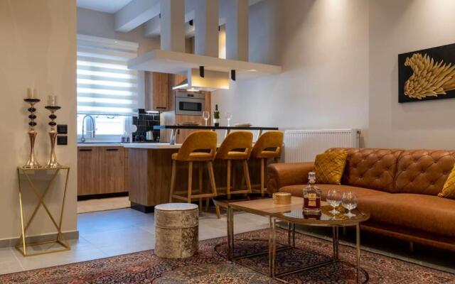 Maison De Luxx A8 Central