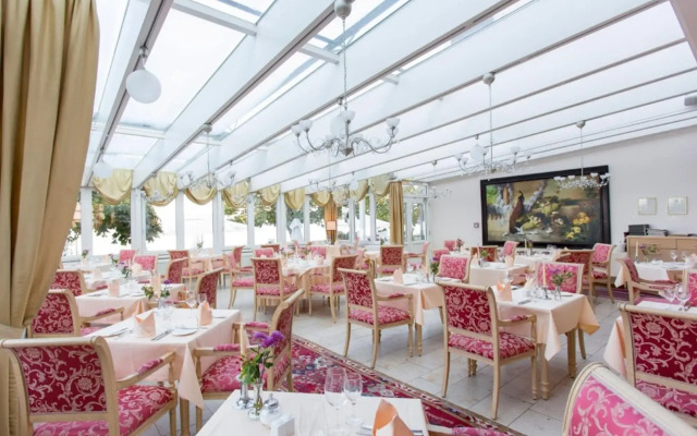 Seehotel Leoni