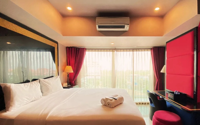 Clean And Comfy Studio Room At Tamansari La Grande Apartment – Guest Rooms – Bandung
