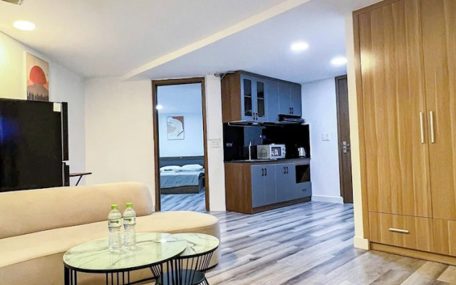 Zeus Living - 7C Downtown By Feet