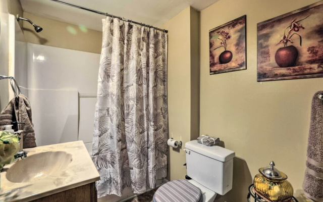 Family Home Near Panola Mountain State Park!