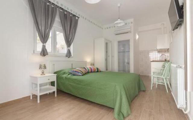 Slovenian Istria Rooms & Apartments