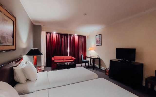 Surabaya Suite Hotel