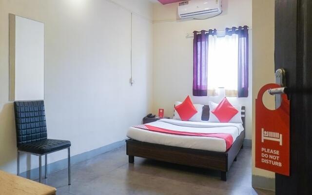 OYO 9910 Sambram Inn