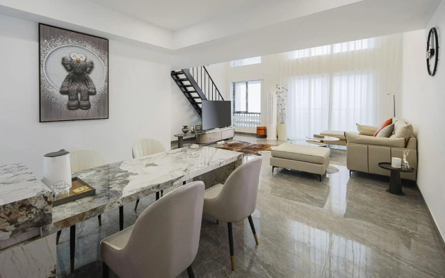 Rich Center Hotel (Foshan Jiujiang Xinji Plaza)